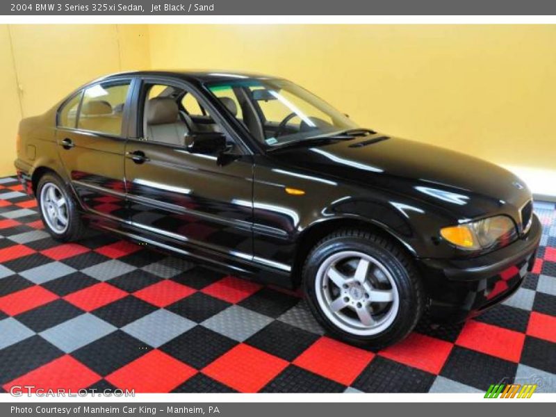 Jet Black / Sand 2004 BMW 3 Series 325xi Sedan