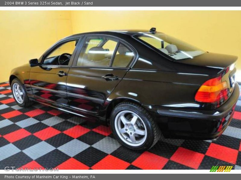 Jet Black / Sand 2004 BMW 3 Series 325xi Sedan