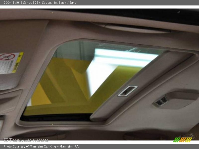 Jet Black / Sand 2004 BMW 3 Series 325xi Sedan