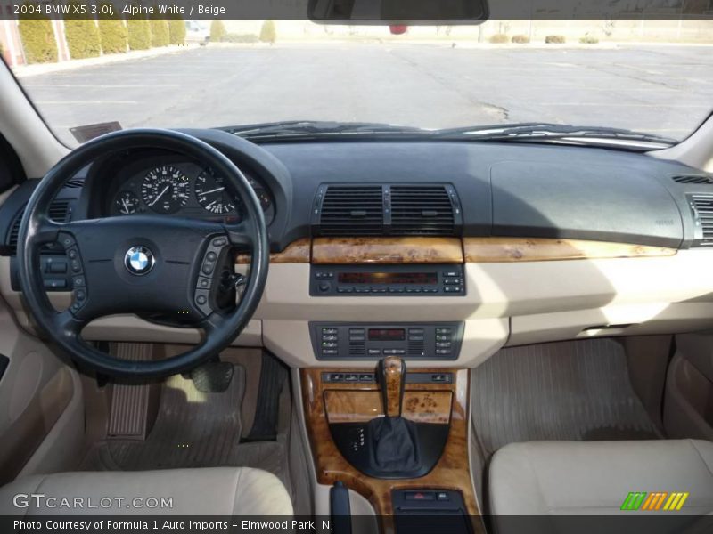 Alpine White / Beige 2004 BMW X5 3.0i