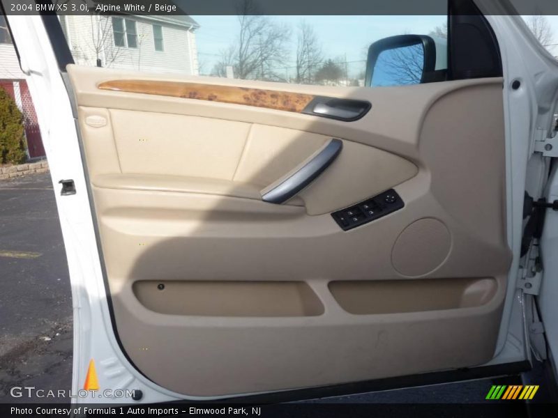 Alpine White / Beige 2004 BMW X5 3.0i