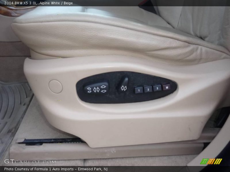 Alpine White / Beige 2004 BMW X5 3.0i