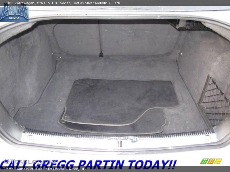 Reflex Silver Metallic / Black 2004 Volkswagen Jetta GLS 1.8T Sedan