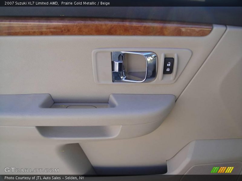 Prairie Gold Metallic / Beige 2007 Suzuki XL7 Limited AWD