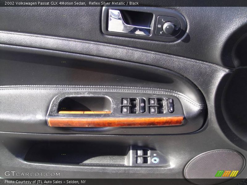 Reflex Silver Metallic / Black 2002 Volkswagen Passat GLX 4Motion Sedan