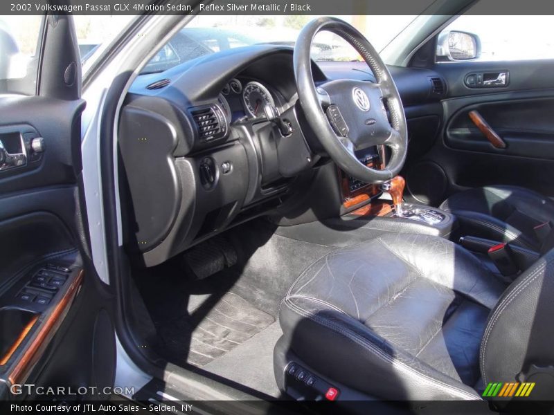 Reflex Silver Metallic / Black 2002 Volkswagen Passat GLX 4Motion Sedan