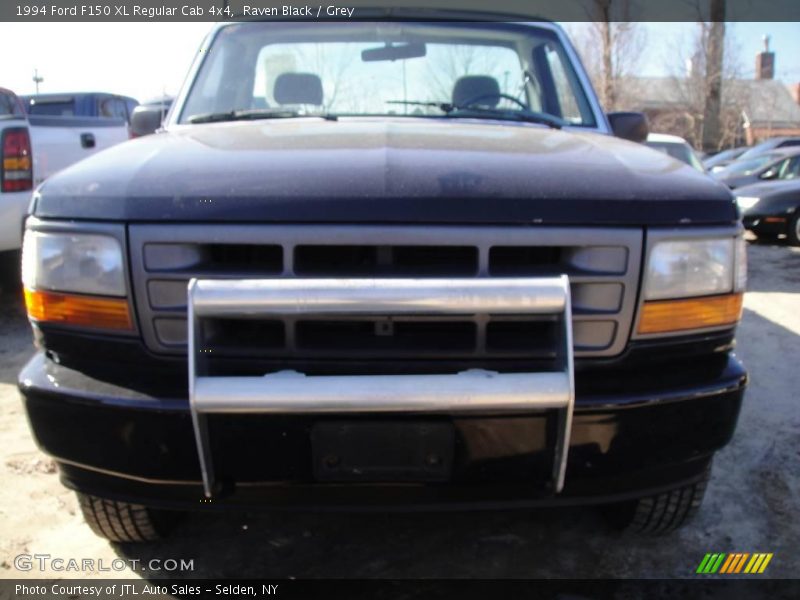 Raven Black / Grey 1994 Ford F150 XL Regular Cab 4x4