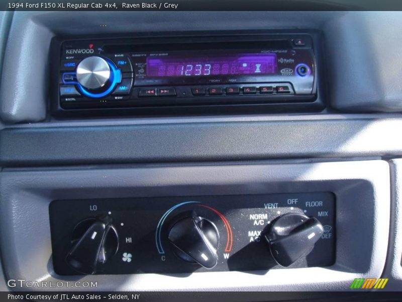 Raven Black / Grey 1994 Ford F150 XL Regular Cab 4x4