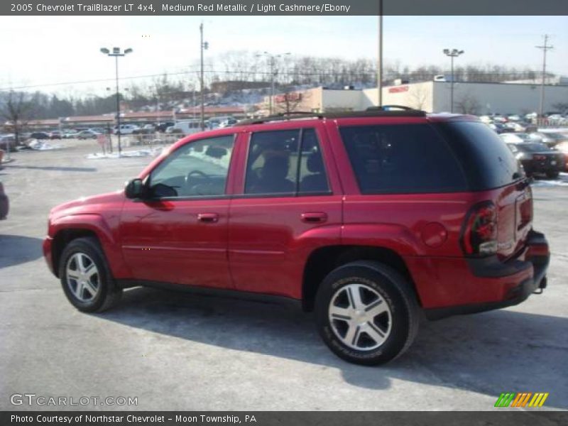 Medium Red Metallic / Light Cashmere/Ebony 2005 Chevrolet TrailBlazer LT 4x4