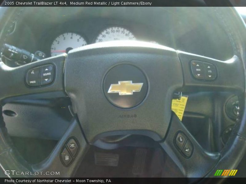Medium Red Metallic / Light Cashmere/Ebony 2005 Chevrolet TrailBlazer LT 4x4