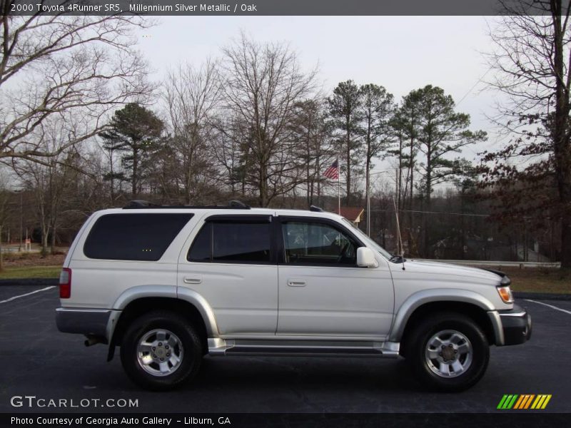 Millennium Silver Metallic / Oak 2000 Toyota 4Runner SR5