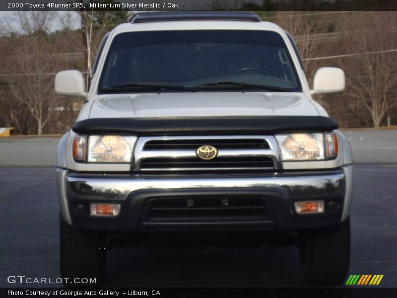Millennium Silver Metallic / Oak 2000 Toyota 4Runner SR5
