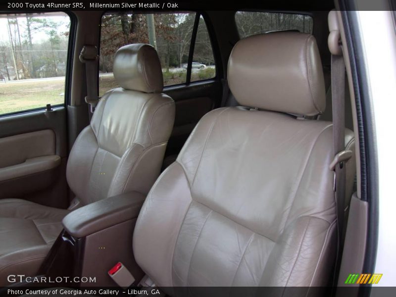 Millennium Silver Metallic / Oak 2000 Toyota 4Runner SR5