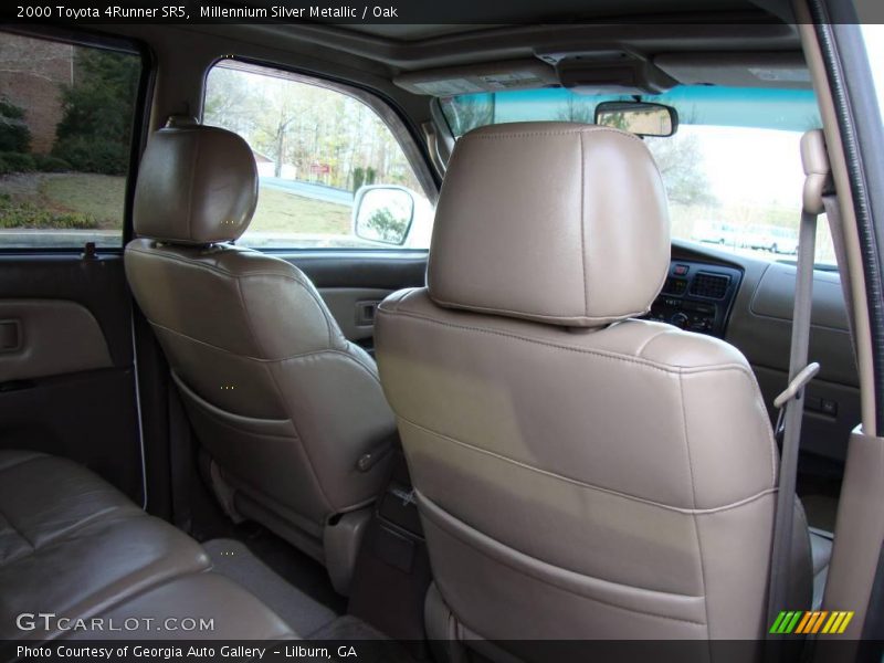 Millennium Silver Metallic / Oak 2000 Toyota 4Runner SR5