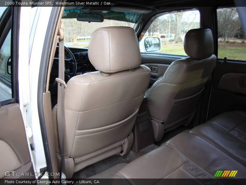 Millennium Silver Metallic / Oak 2000 Toyota 4Runner SR5