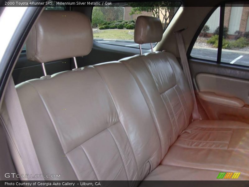 Millennium Silver Metallic / Oak 2000 Toyota 4Runner SR5