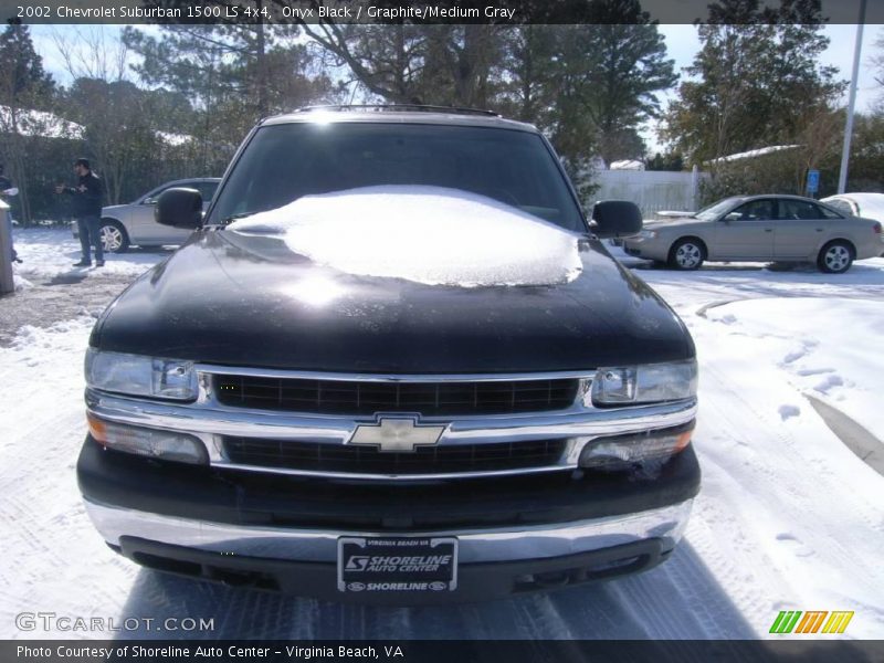 Onyx Black / Graphite/Medium Gray 2002 Chevrolet Suburban 1500 LS 4x4