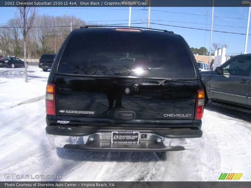 Onyx Black / Graphite/Medium Gray 2002 Chevrolet Suburban 1500 LS 4x4