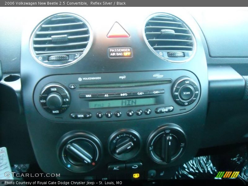 Reflex Silver / Black 2006 Volkswagen New Beetle 2.5 Convertible