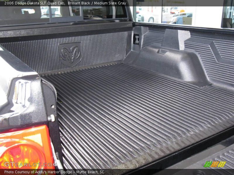 Brilliant Black / Medium Slate Gray 2006 Dodge Dakota SLT Quad Cab