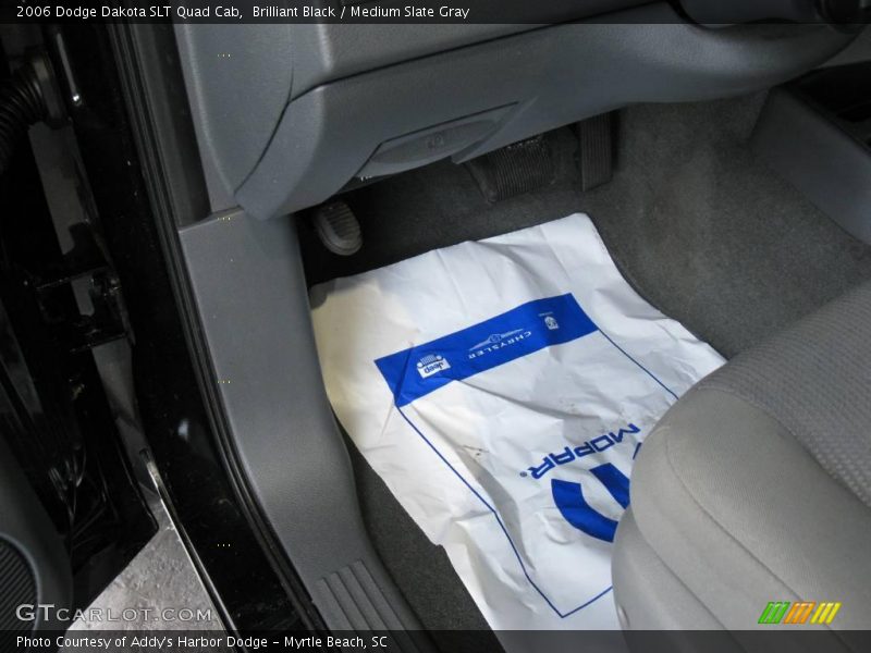 Brilliant Black / Medium Slate Gray 2006 Dodge Dakota SLT Quad Cab
