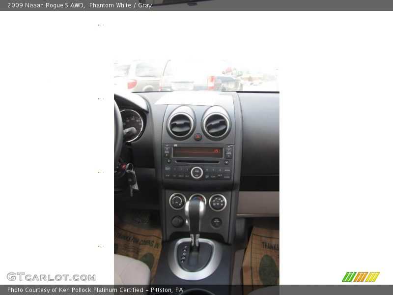 Phantom White / Gray 2009 Nissan Rogue S AWD