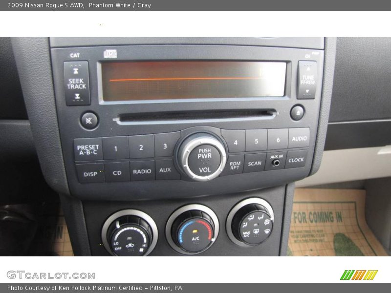 Phantom White / Gray 2009 Nissan Rogue S AWD