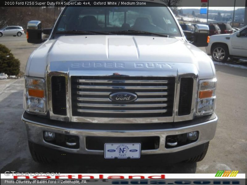 Oxford White / Medium Stone 2010 Ford F250 Super Duty FX4 SuperCab 4x4