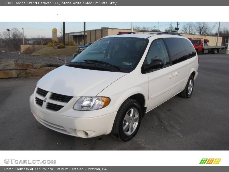Stone White / Medium Slate Gray 2007 Dodge Grand Caravan SXT