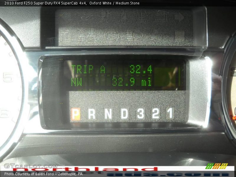 Oxford White / Medium Stone 2010 Ford F250 Super Duty FX4 SuperCab 4x4