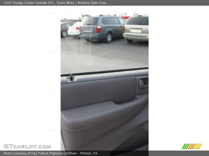 Stone White / Medium Slate Gray 2007 Dodge Grand Caravan SXT