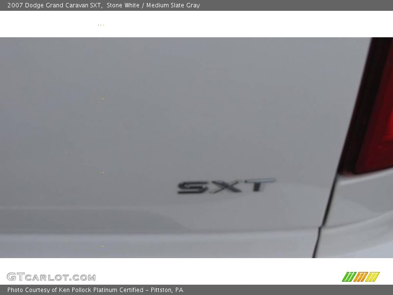 Stone White / Medium Slate Gray 2007 Dodge Grand Caravan SXT
