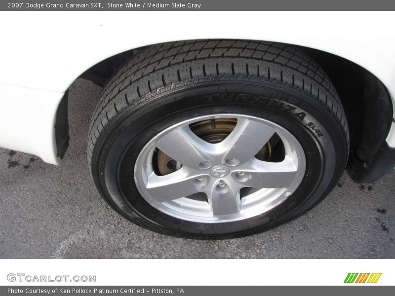 Stone White / Medium Slate Gray 2007 Dodge Grand Caravan SXT
