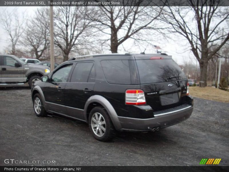 Tuxedo Black Metallic / Medium Light Stone 2009 Ford Taurus X SEL