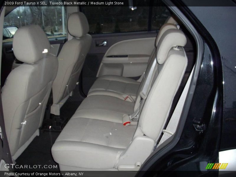 Tuxedo Black Metallic / Medium Light Stone 2009 Ford Taurus X SEL