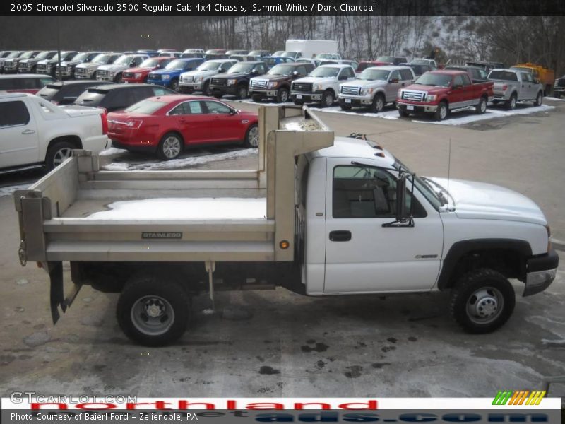 Summit White / Dark Charcoal 2005 Chevrolet Silverado 3500 Regular Cab 4x4 Chassis