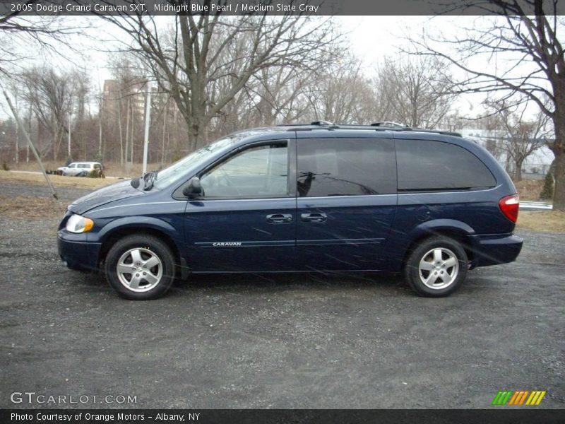 Midnight Blue Pearl / Medium Slate Gray 2005 Dodge Grand Caravan SXT
