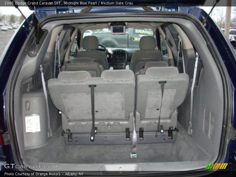 Midnight Blue Pearl / Medium Slate Gray 2005 Dodge Grand Caravan SXT