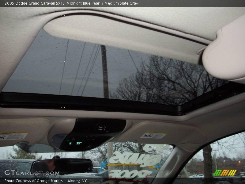 Midnight Blue Pearl / Medium Slate Gray 2005 Dodge Grand Caravan SXT