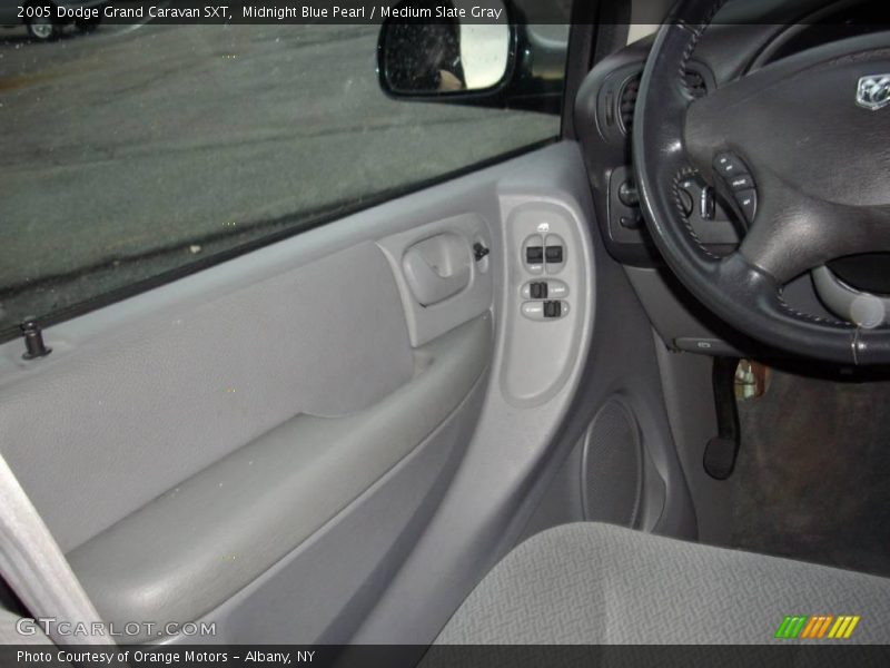 Midnight Blue Pearl / Medium Slate Gray 2005 Dodge Grand Caravan SXT