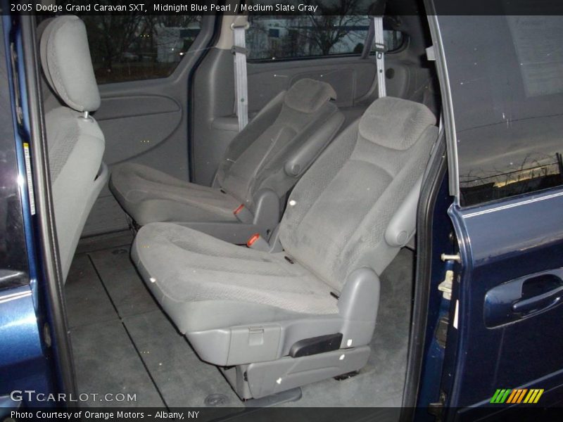 Midnight Blue Pearl / Medium Slate Gray 2005 Dodge Grand Caravan SXT