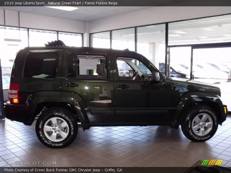 Natural Green Pearl / Pastel Pebble Beige 2010 Jeep Liberty Sport