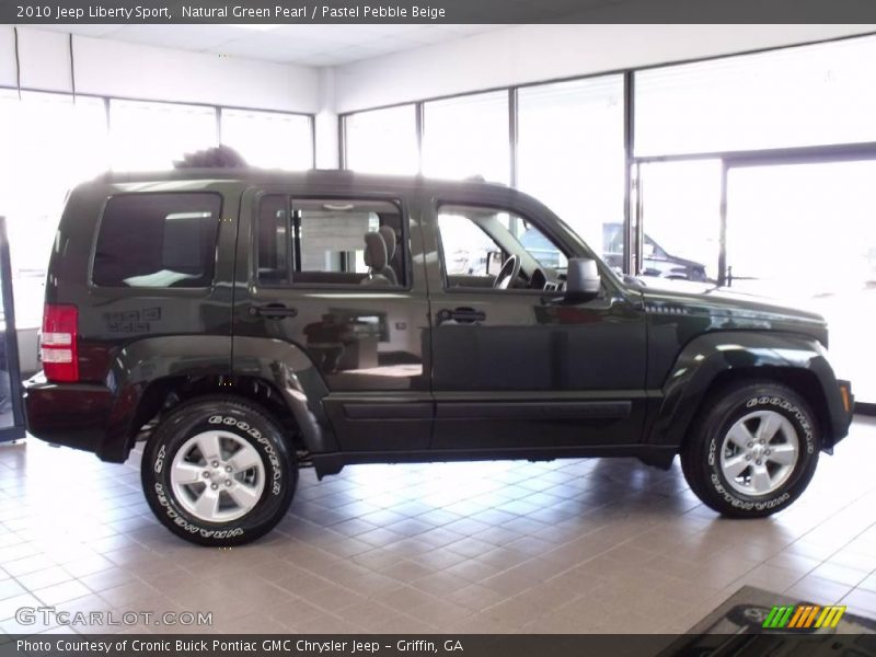 Natural Green Pearl / Pastel Pebble Beige 2010 Jeep Liberty Sport