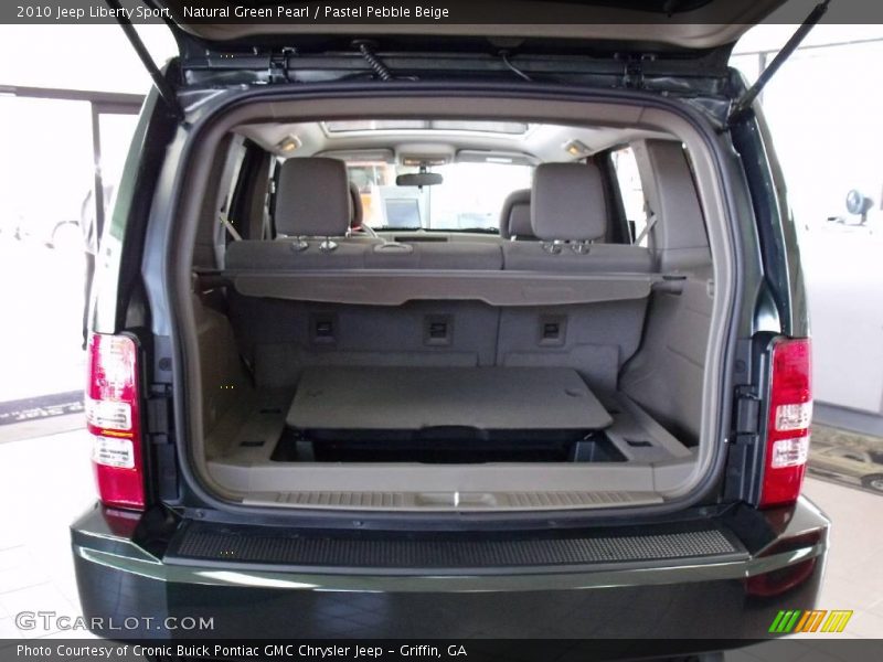 Natural Green Pearl / Pastel Pebble Beige 2010 Jeep Liberty Sport