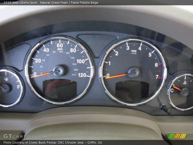 Natural Green Pearl / Pastel Pebble Beige 2010 Jeep Liberty Sport