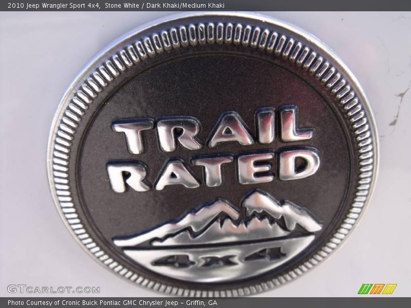 Stone White / Dark Khaki/Medium Khaki 2010 Jeep Wrangler Sport 4x4