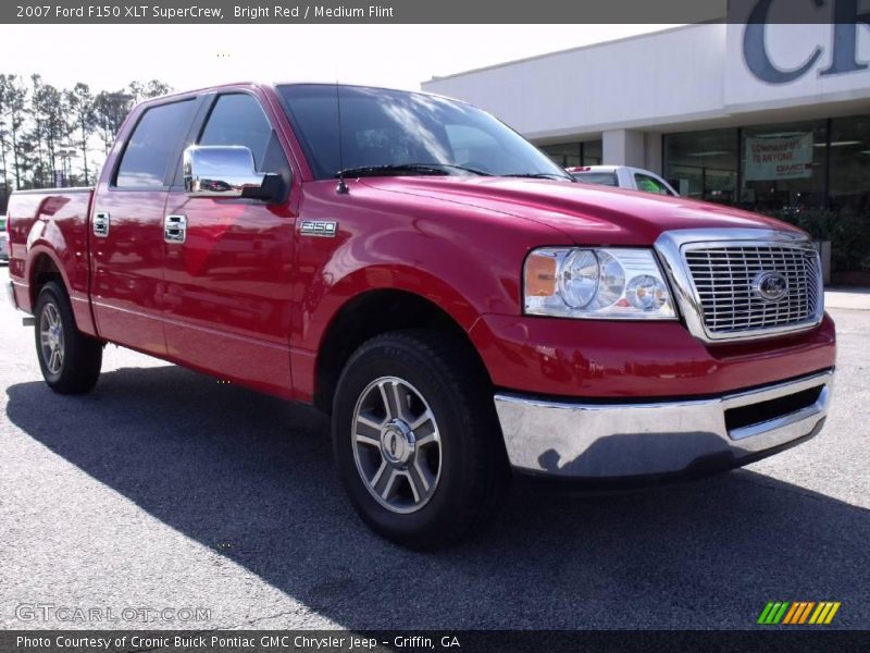 Bright Red / Medium Flint 2007 Ford F150 XLT SuperCrew