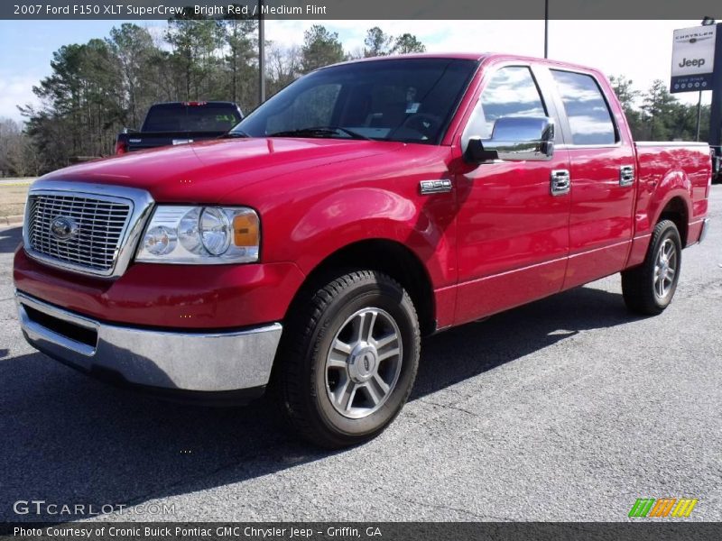Bright Red / Medium Flint 2007 Ford F150 XLT SuperCrew