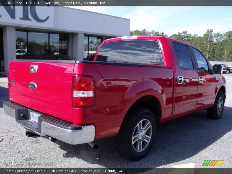 Bright Red / Medium Flint 2007 Ford F150 XLT SuperCrew