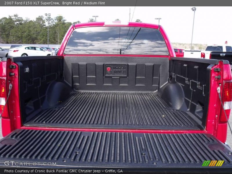 Bright Red / Medium Flint 2007 Ford F150 XLT SuperCrew